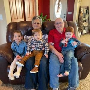 Meet your Posher, Miriam